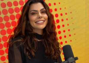 Noélli Santiágo fala sobre as dificuldades de mudança em programa da Rede Vanguarda