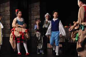 Enzo Amado: Brilhando nos Palcos e Pronto para a Netflix