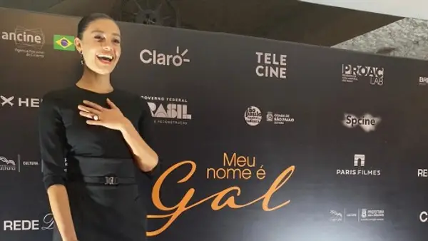 Pré-estreia do filme 'Meu nome é Gal' traz Sophie Charlotte a BH