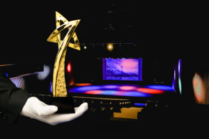 Influencers Brasileiros ganham homenagem em premiação internacional em Portugal