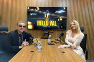 “Eu sou ex-gay”, reafirma Ronaldo Esper em entrevista ao podcast Hello Val