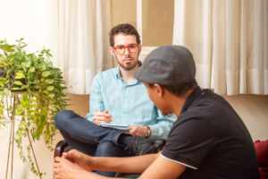 Psicólogo Felipe Rosenberg defende uma espiritualidade cognitivo comportamental para superar desafios do TDAH