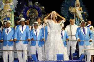 Trem do Samba comemora Dia do Samba com muita música da Central do Brasil a Oswaldo Cruz