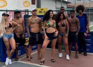 Tiktoker Renan Belmiro participa de novo videoclipe da MC Bianca”