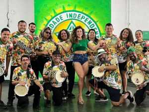 Fabíola de Andrade brilha em noite de Coroação