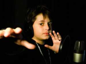 Davi Callado estrela no cenário musical com  projeto autoral ”Sábado de cria”