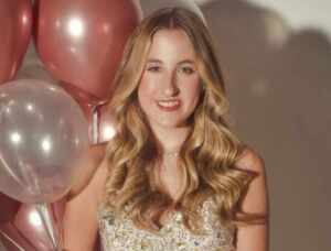 Sophia Marie aos 15 anos: Notas de Sucesso em Seu Balanço de Fim de Ano; confira!