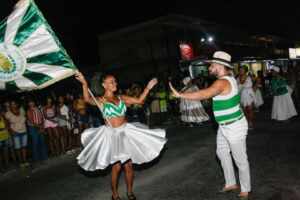 Acadêmicos de Santa Cruz convoca comunidade para ensaios em dose dupla rumo ao Carnaval