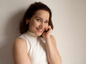 Elisa Telles: Dança, atuação e produção – Uma jornada versátil pelas Artes