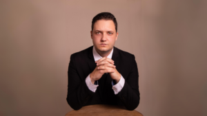 A Trajetória de Érows Como um Terapeuta de Sucesso: Transformando Vidas com Abordagens Inovadoras