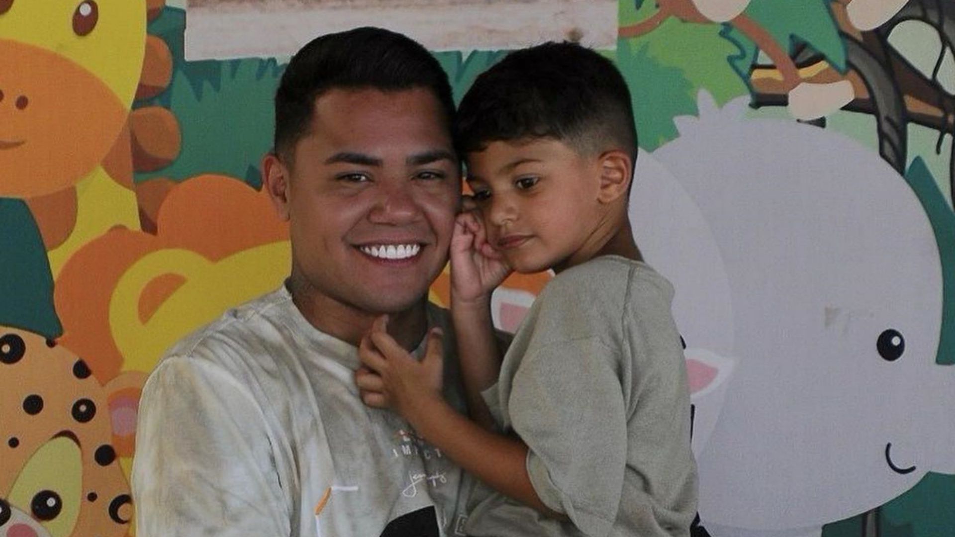 Felipe Araújo comemora aniversário do filho: "Minha vida ganhou cor"