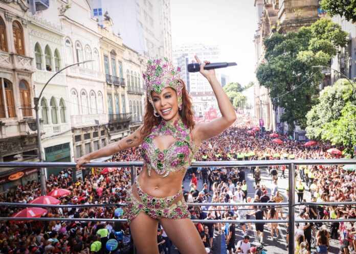 Anitta - Fotos: Manu Scarpa e Lucas Ramos / Brazil News