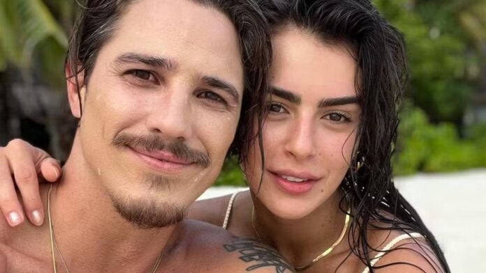 Romulo Arantes Neto conta detalhes de como será seu casamento com Mari Saad