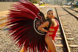 Tânia Valeska desembarca no Brasil para reinado no carnaval de 2024