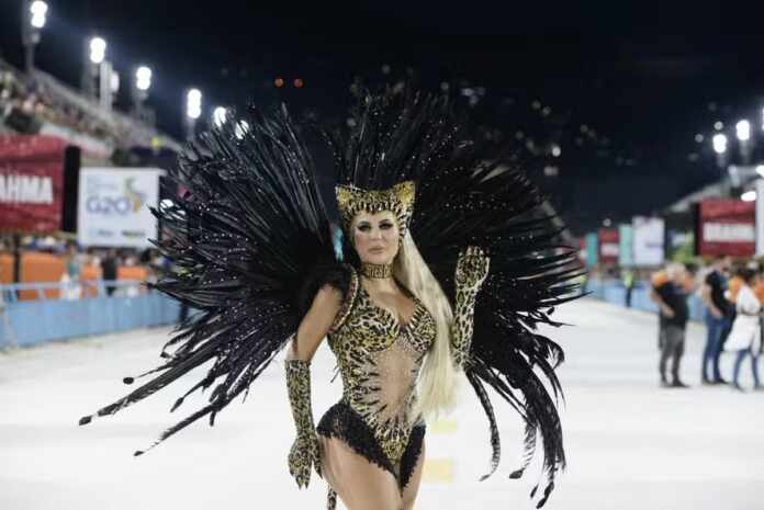 Deolane Bezerra fala sobre estreia em Carnaval do Rio de Janeiro