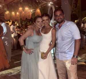 Cau Saad prestigia o casamento de Rômulo Arantes Neto e Mari Saad: “casar meu xodó “