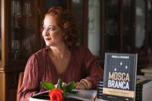 Priscilla Zacharias compartilha estratégias em “Mosca Branca”