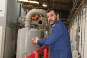 O que fazer com o lixo eletrônico que cresce cinco vezes mais rápido do que a reciclagem de acordo com a ONU?