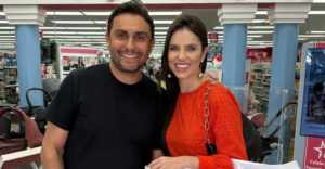 Mano Walter e Débora Silva desfrutam bons momentos em Orlando