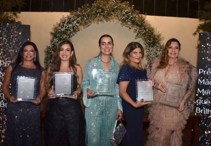 Eliana Bruno, Luciana Oliveira, Luciana Dias, Latifa Kadri e Kristhel Bianco