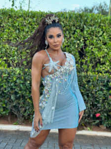 Monique Rizzeto é a nova Rainha da Bateria da Acadêmicos de Niterói