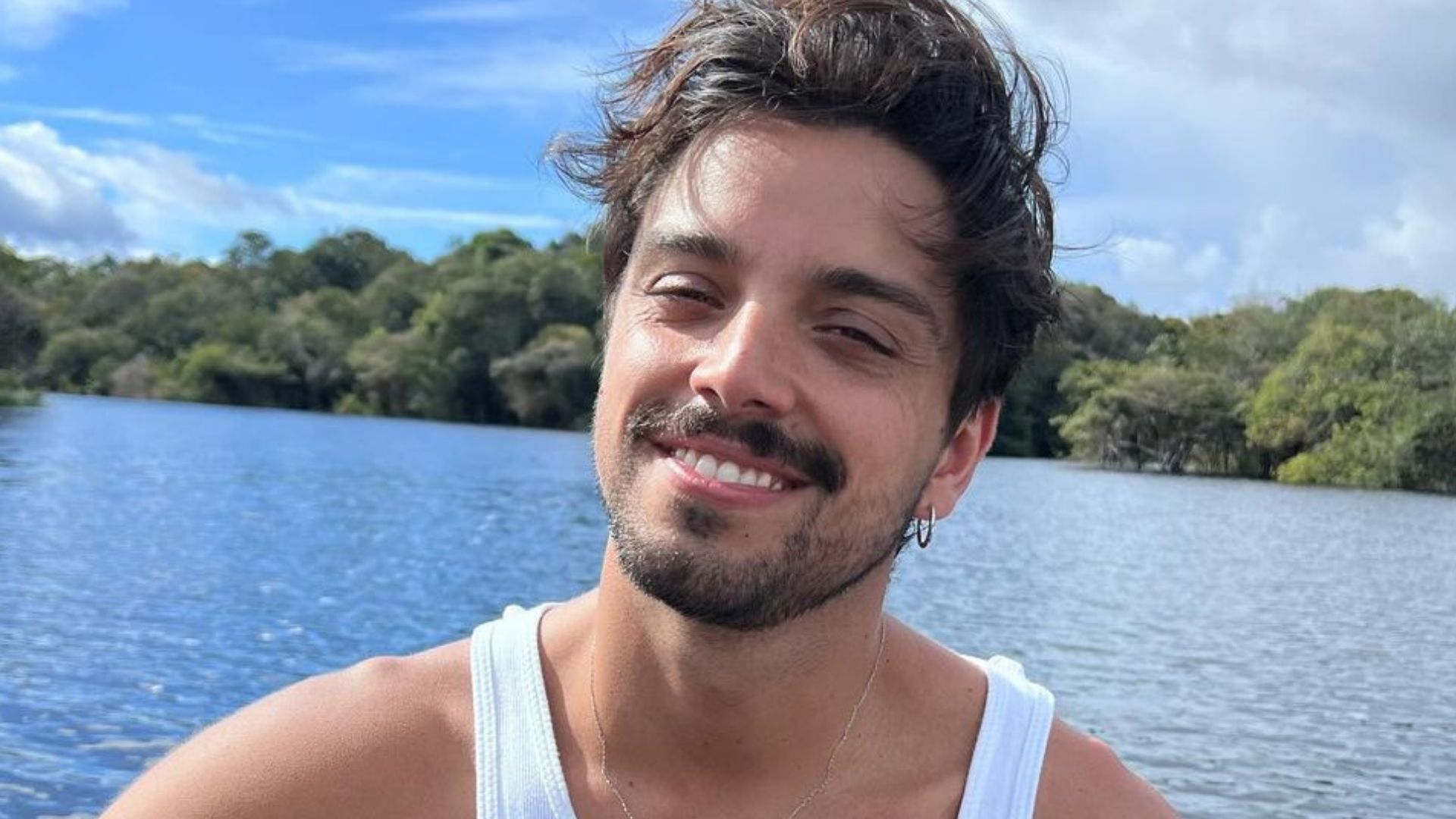Rodrigo Simas Comenta Impacto Ao Falar Abertamente Sobre Sua Sexualidade