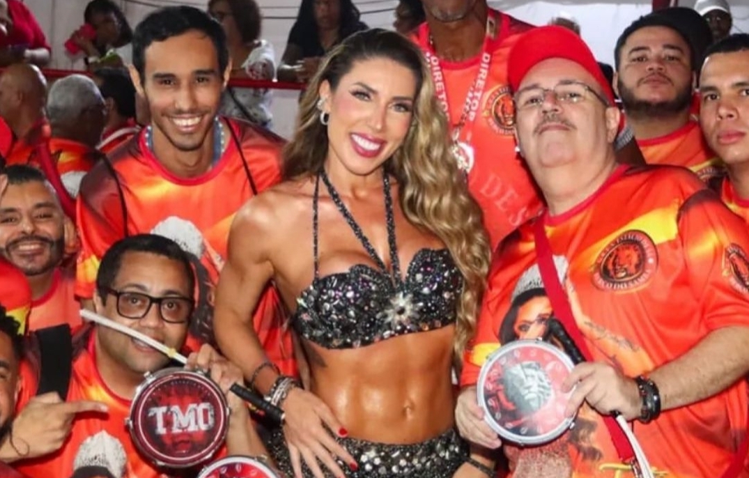 Tati Minerato brilha na feijoada da Estácio de Sá