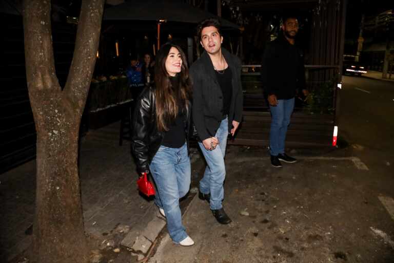 Jade Magalhaes e Luan Santana aparecem em público pela primeira vez após anúncio de Gravidez