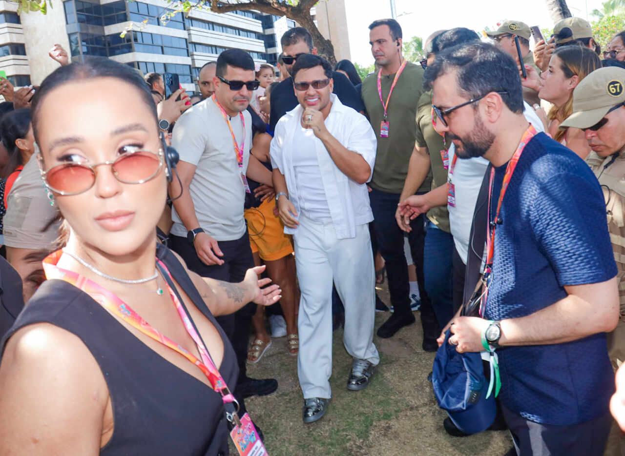 Lucas Guimarães agita Maceió ao chegar para gravação de seu programa no SBT 21 IMG 8121 4 scaled