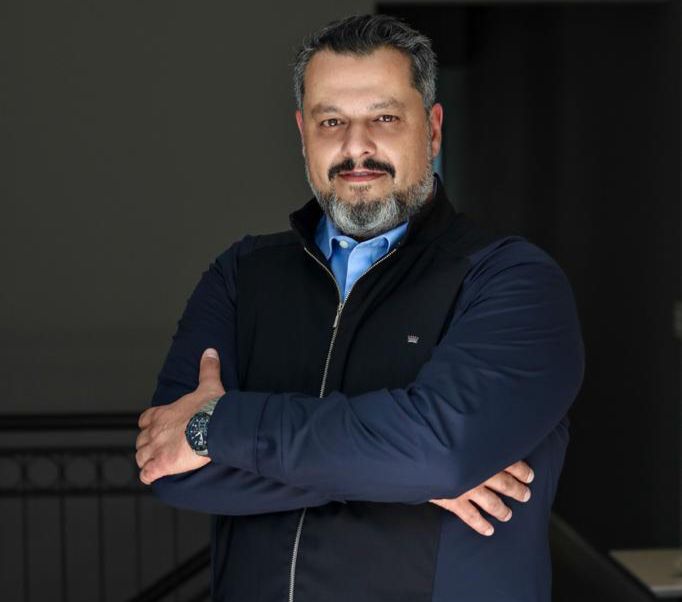 Dr. Mauro Banzato Revela Técnica De Lentes De Contato Inovadora 2 Photo 2024 09 24 13 48 56 Egobrazil