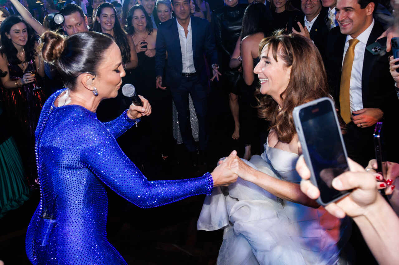 Ivete Sangalo faz roda de axé com Xuxa, Sasha e irmã de Ayrton Senna 16 IMG 8637 scaled