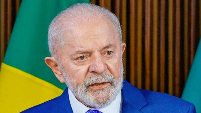 Médico diz que presidente Lula teve 'pequeno sangramento cerebral'