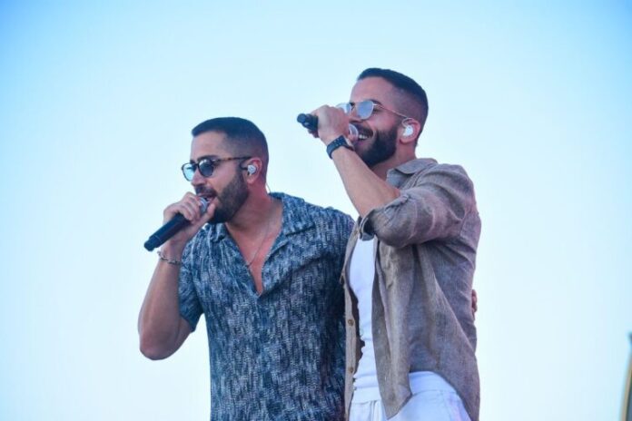 Rafa e Pipo em show no cruzeiro – Foto: Will Dias / Brazil News