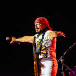 Primeira noite do navio "Vumbora pro Mar" é marcada por shows de Rafa e Pipo em Alto-Mar 13 Foto: Will Dias / Brazil News