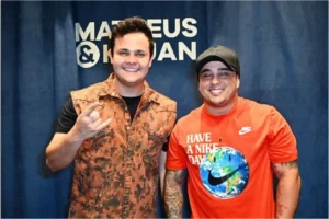 Matheus e Kauan anunciam novo audiovisual “Astral” após pegadinha sobre separação
