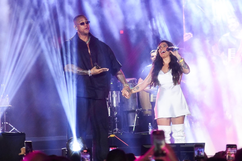 Lauana Prado Brilha Em Apresentação No Navio Do Gigante Com Léo Santana 2 Fotos: Brazil News