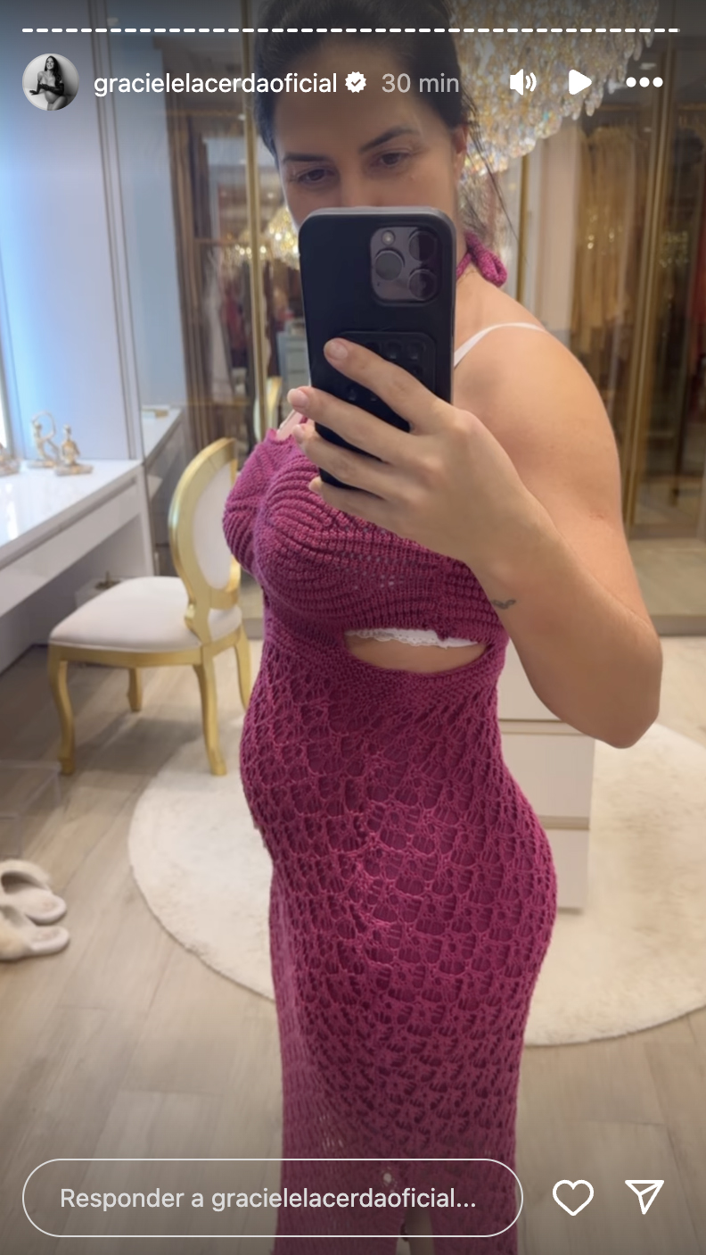 Graciele Lacerda impressiona ao exibir barriga pós-parto apenas 3 semanas após nascimento da filha - Foto: Instagram