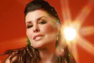 Nádia Figueiredo lança novo single