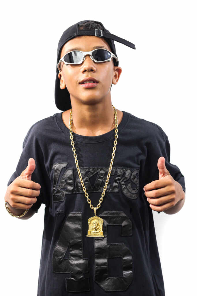 Mc Collin: O Novo Ícone Do Funk Brasileiro No Cenário Internacional 3 Mc Collin: O Novo Ícone Do Funk Brasileiro No Cenário Internacional