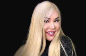 Cantora Portuguesa Patrícia Ribeiro surge Loiríssima em novo ensaio fotográfico