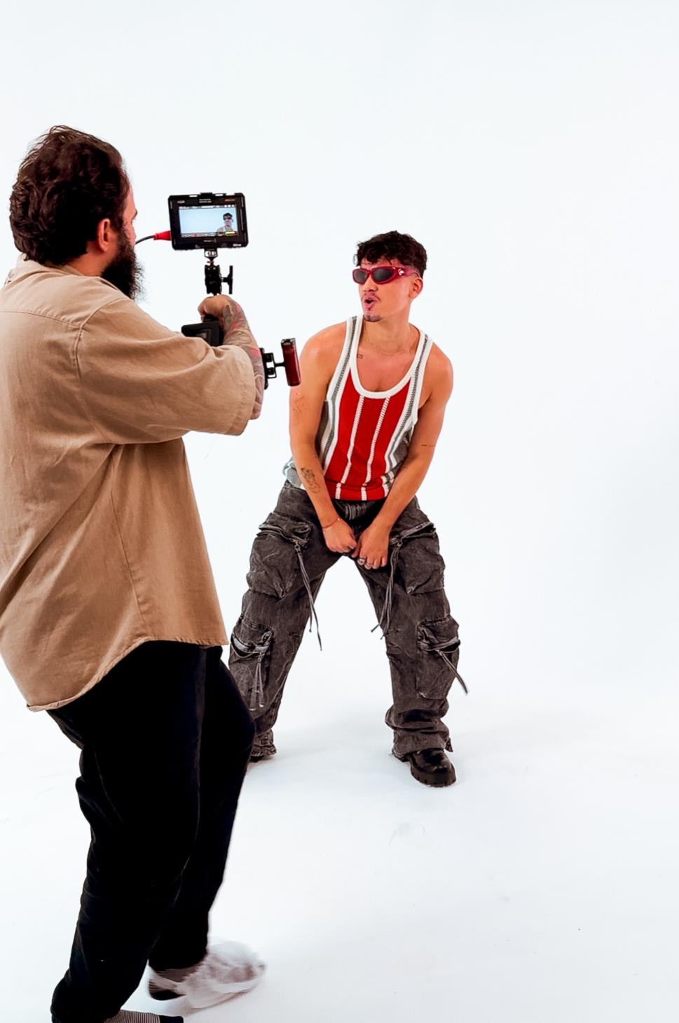 Cantor Kelvy Lança Single &Quot;Bem Me Quer&Quot;, Um Synth-Pop Nostálgico Com Energia Dos Anos 2000 2 2E3D5374 8636 46F4 A3E7 902Ee2281511 Egobrazil