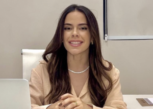 Dra. Sther Cangueiro: A nova era da Harmonização Corporal no Brasil