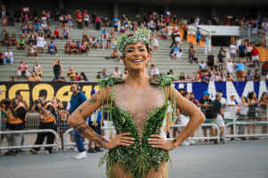 Josi Aoas, Madrinha da Vila Maria, brilha em ensaio técnico do Anhembi