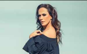 Após perder conta do Instagram, Núbia Oliiver aposta em nova rede social