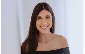 Advogada viraliza no TikTok ao transformar dor do divórcio em inspiração para milhares de mulheres