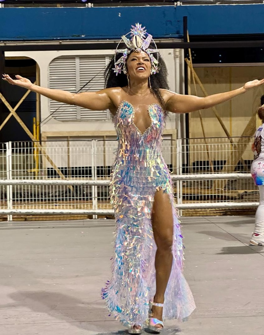 Simone Sampaio no Desfile Técnico da Dragões da Real - Crédito da Foto: Divulgação