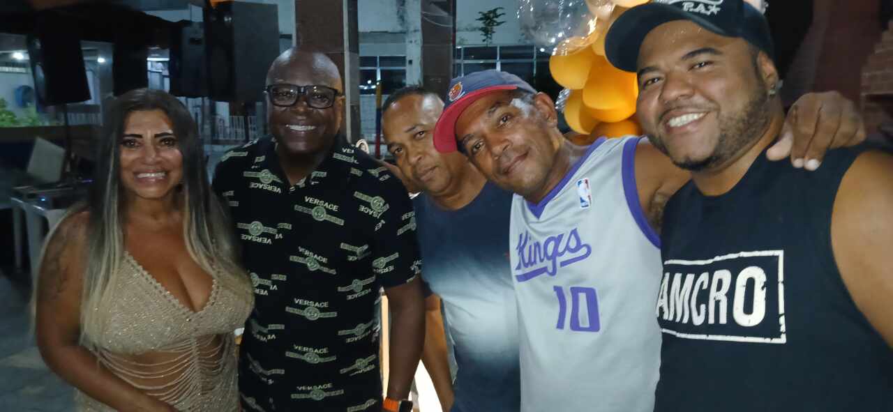 Dj Serginho Black Da Cash Box, Surpreende A Esposa Lene Com Festa Animada E Muita Música 3 20250316 214519 Scaled Egobrazil
