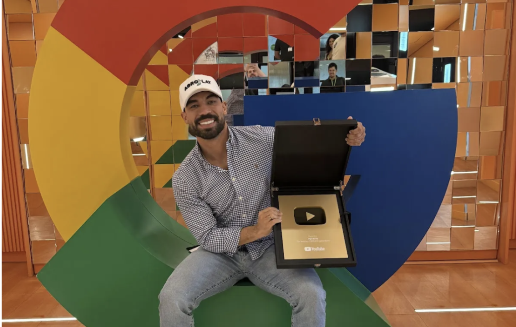 Agroplay Music Alcança 1 Milhão De Inscritos No Youtube E Recebe Placa De Ouro No Google