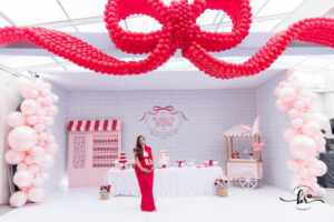 Mariana Vazquez, assessora e produtora de eventos, ganha chá de bebê luxuoso em SP