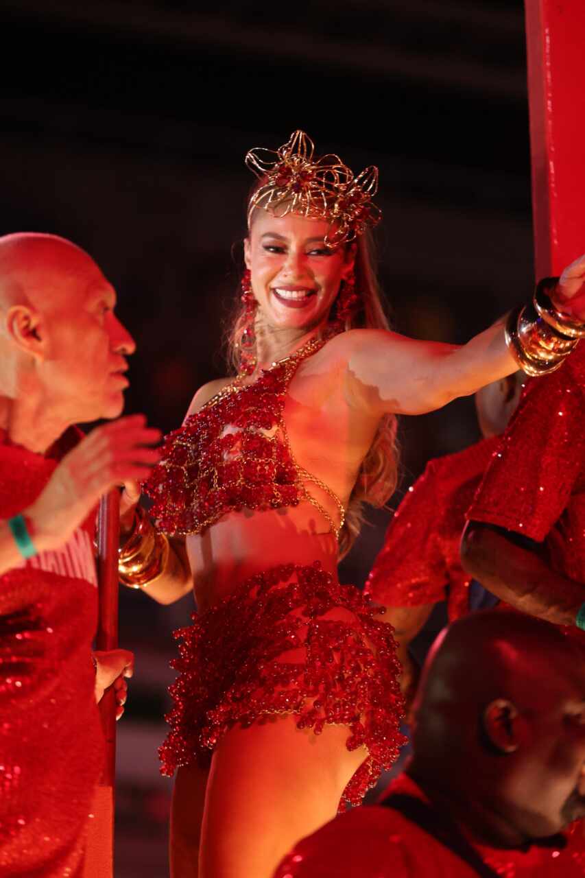 Paolla Oliveira Em Desfile Da Brahma No Rio Carnaval 2025 Na Marquês De Sapucaí No Rj 5 Paolla Oliveira - Fotos: Manuela Scarpa/Brazil News